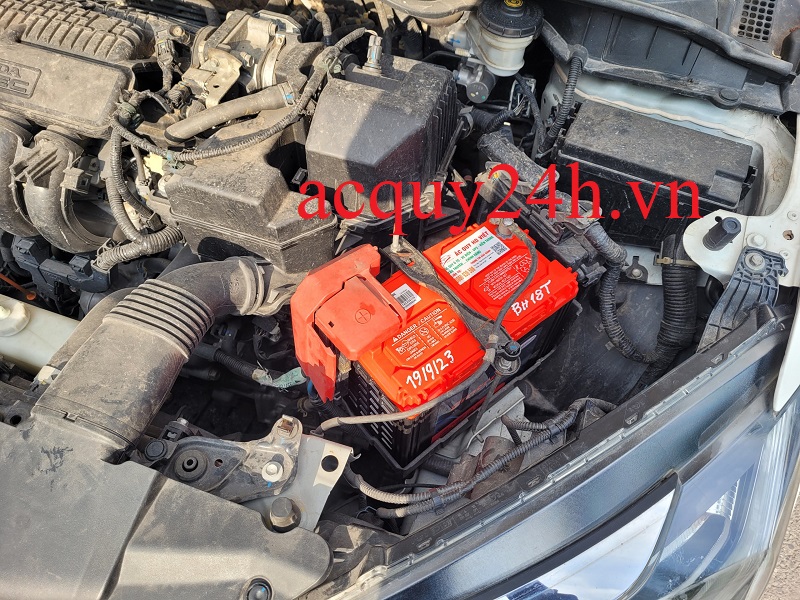 Thay ắc quy Emtrac 45ah bảo hành 18 tháng cho Honda City
