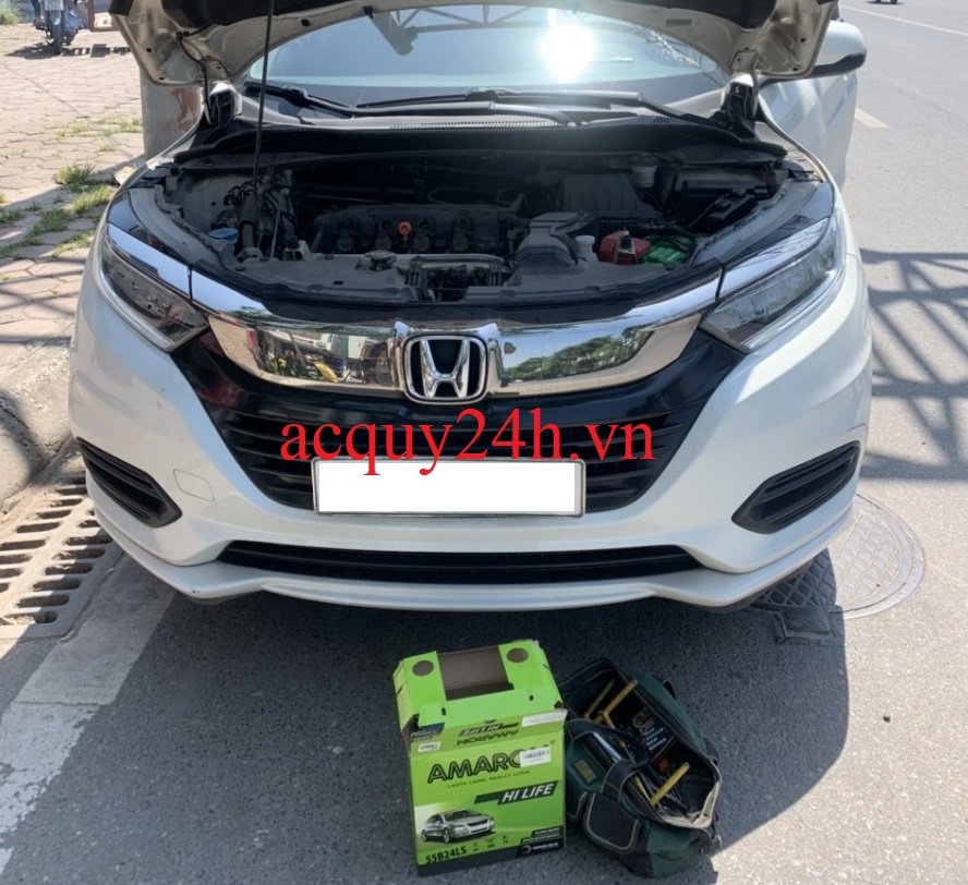 Thay bình ắc quy Amaron 55B24LS cho Honda HR-V