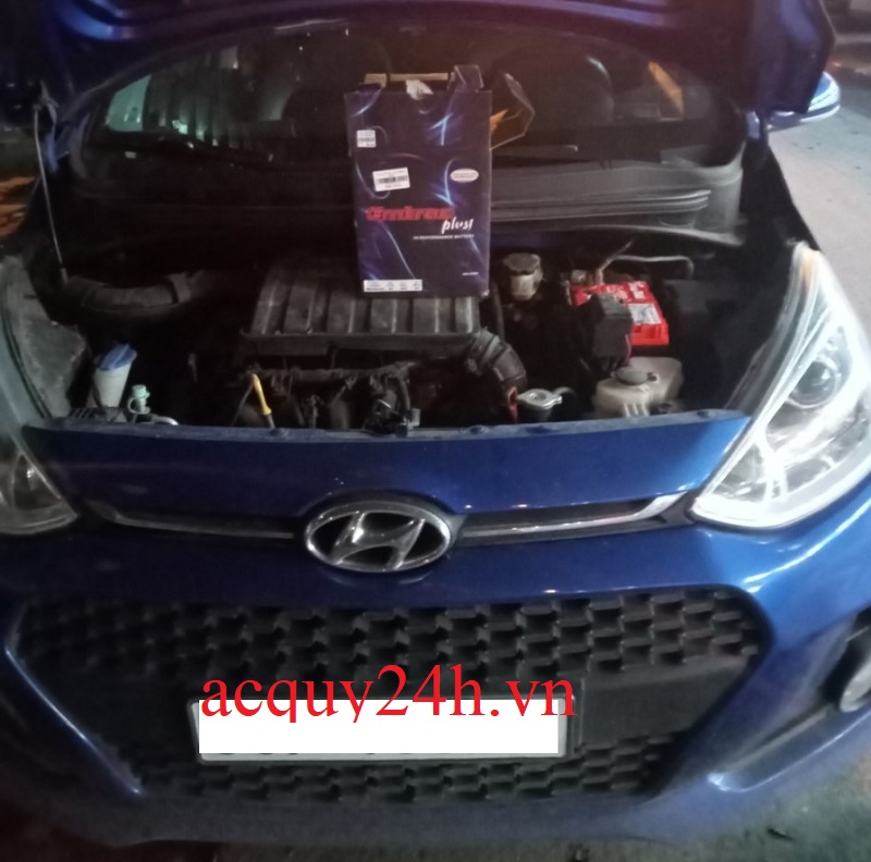 Bình ắc quy Hyundai i10 chính hãng, thay ắc quy Emtrac tốt nhất cho Hyundai I10 tại nhà