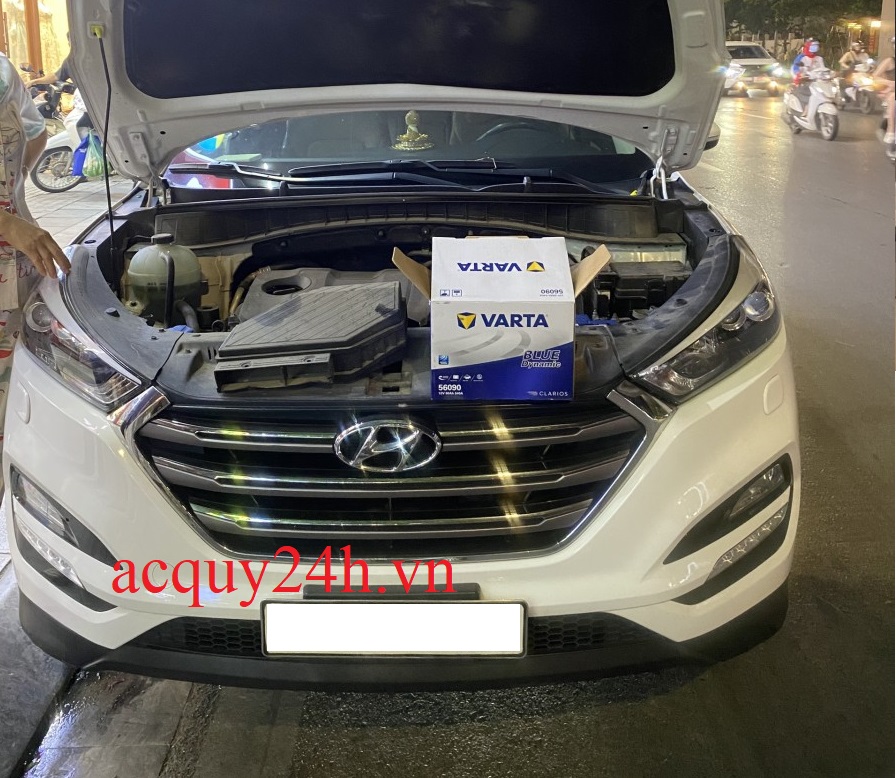 Thay ắc quy Varta cho Hyundai Tucson