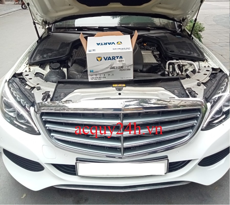 Thay ắc quy Varta AGM LN3 cho xe Mercedes C250