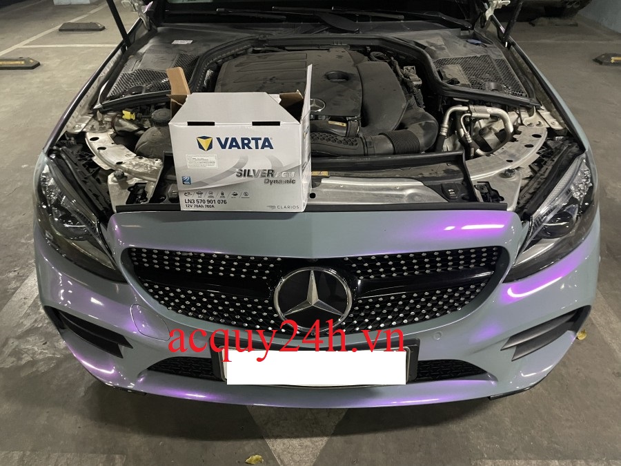 Thay bình ắc quy Varta AGM LN3 cho Mercedes C300