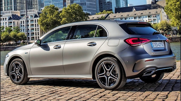 Ắc quy xe Mercedes A250