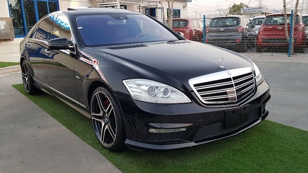 Xe ô tô Mercedes S550