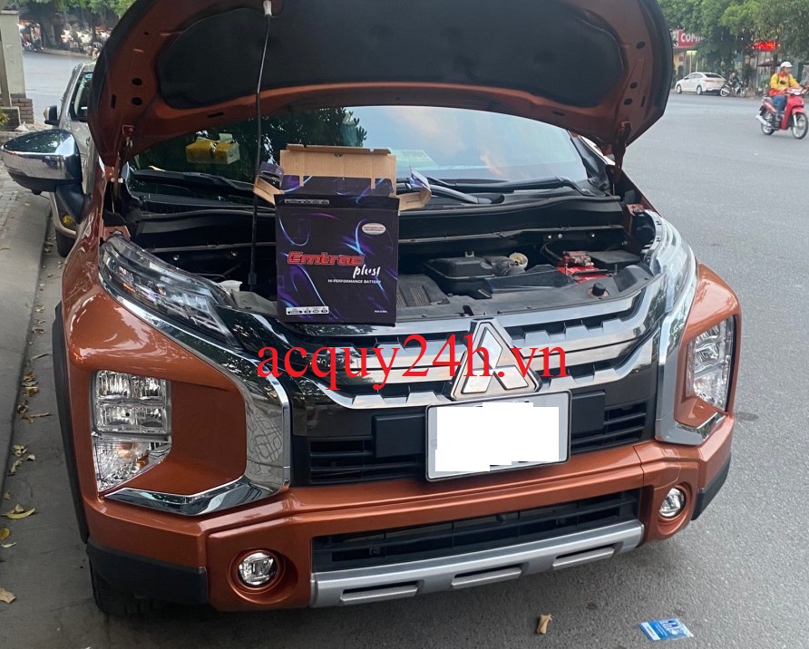 Thay ắc quy Emtrac tốt nhất cho Mitsubishi Xpander
