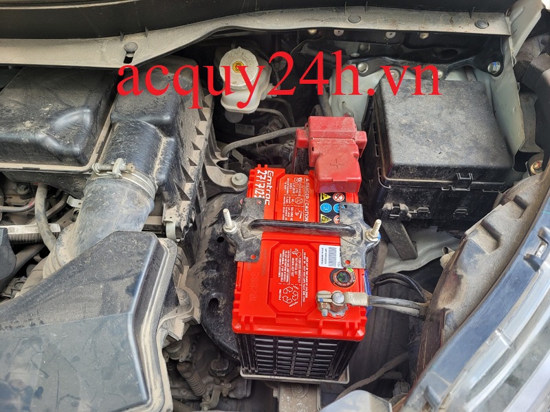 Thay ắc quy Emtrac 38B20L 40Ah cho Xpander