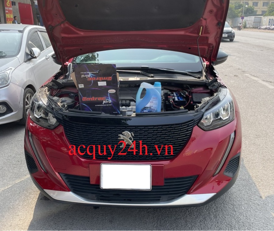 Thay ắc quy Emtrac DIN74 cho Peugeot 2008 bảo hành 18 tháng
