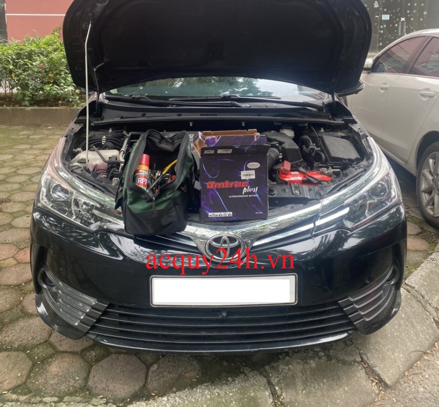 Bình ắc quy Emtrac tốt nhất thay cho Toyota Altis