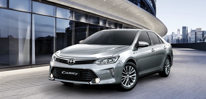 Xe-ô-tô-Toyota-Camry