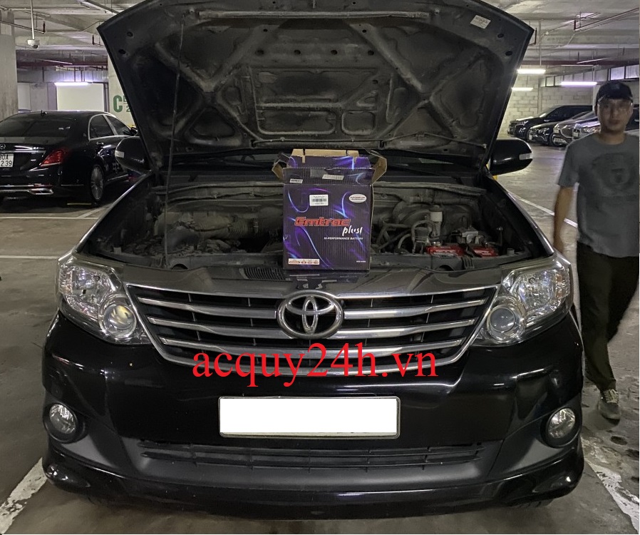 Thay bình dương quy Emtrac PLus tốt nhất cho Toyota Fortuner