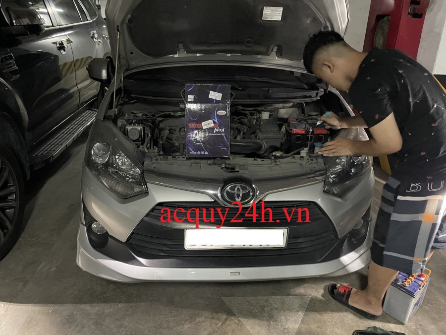 Bình ắc quy Emtrac 38B20L tốt nhất cho Toyota Wigo