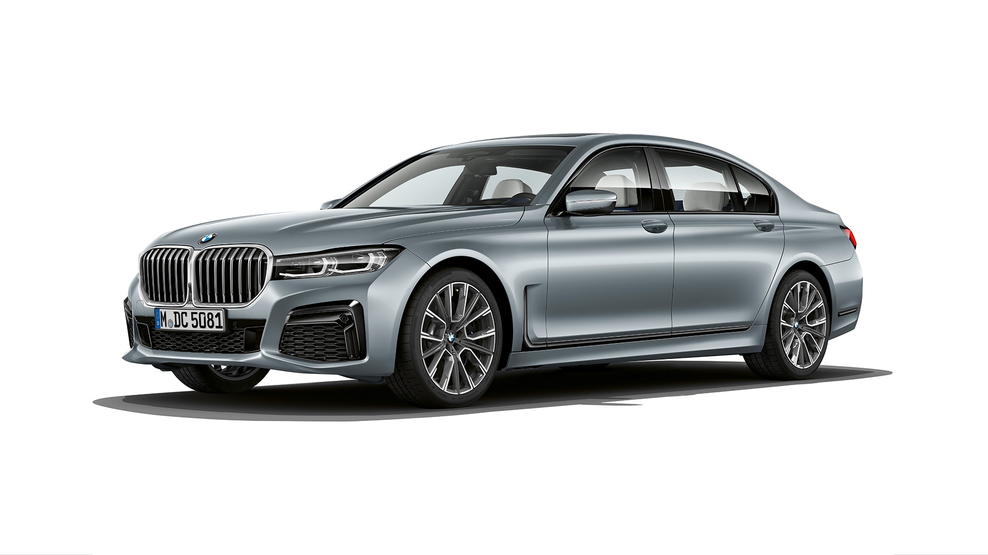 Thay thế ắc quy cho xe BMW 760i