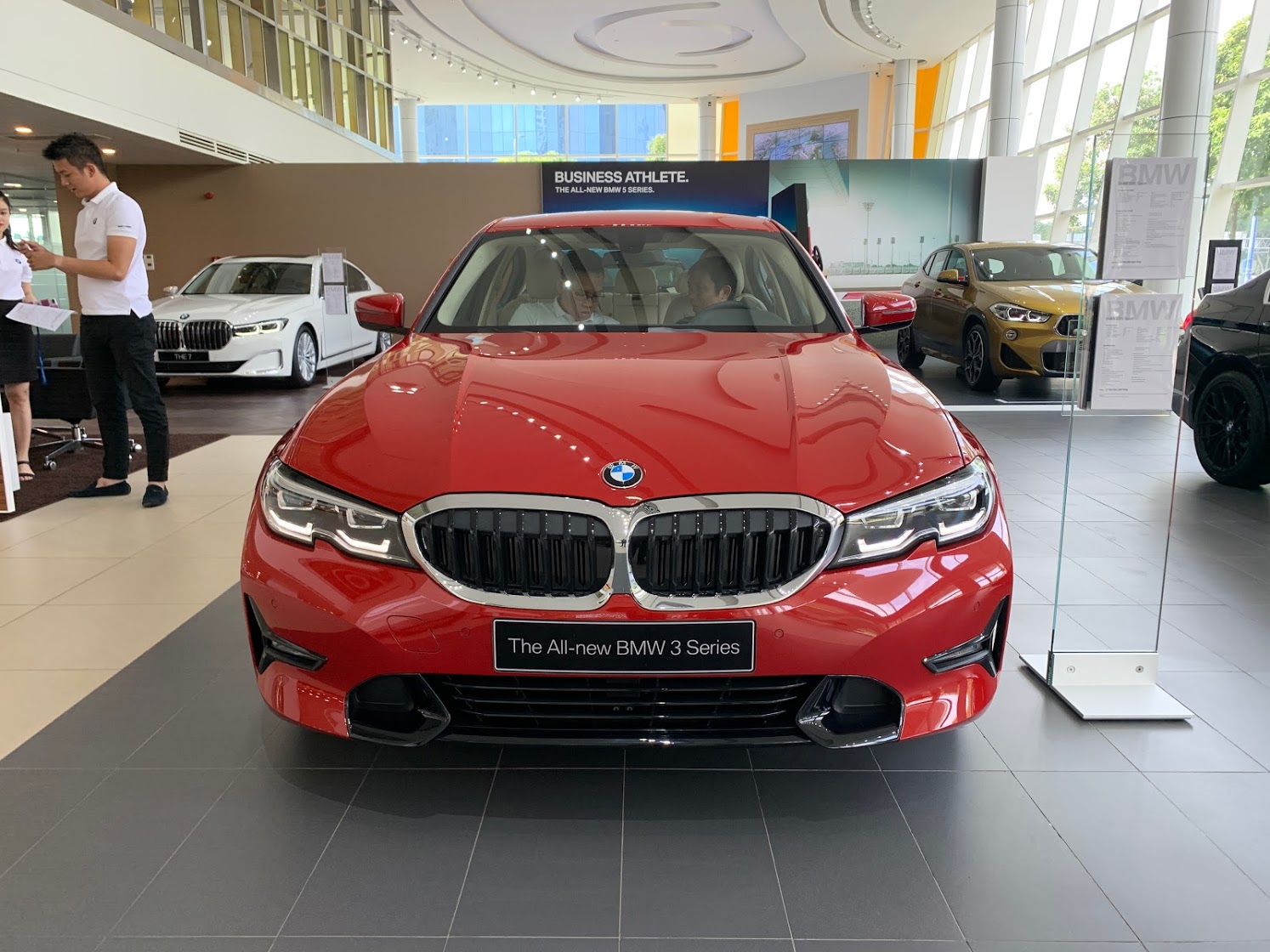 thay thế ắc quy cho xe BMW 318i - Đại lý ắc quy 24h