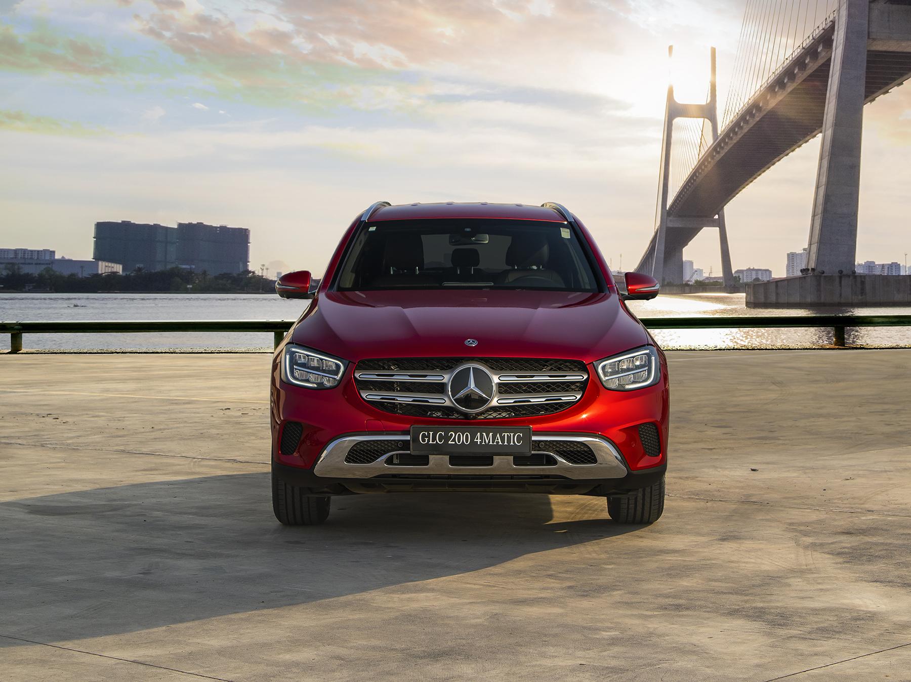 Ắc quy thay thế cho xe ô tô Mercedes GLC200