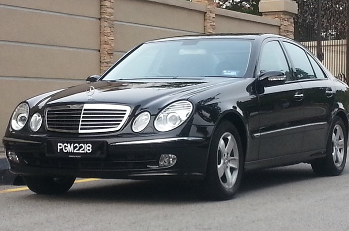 ắc quy cho xe Mercedes E240