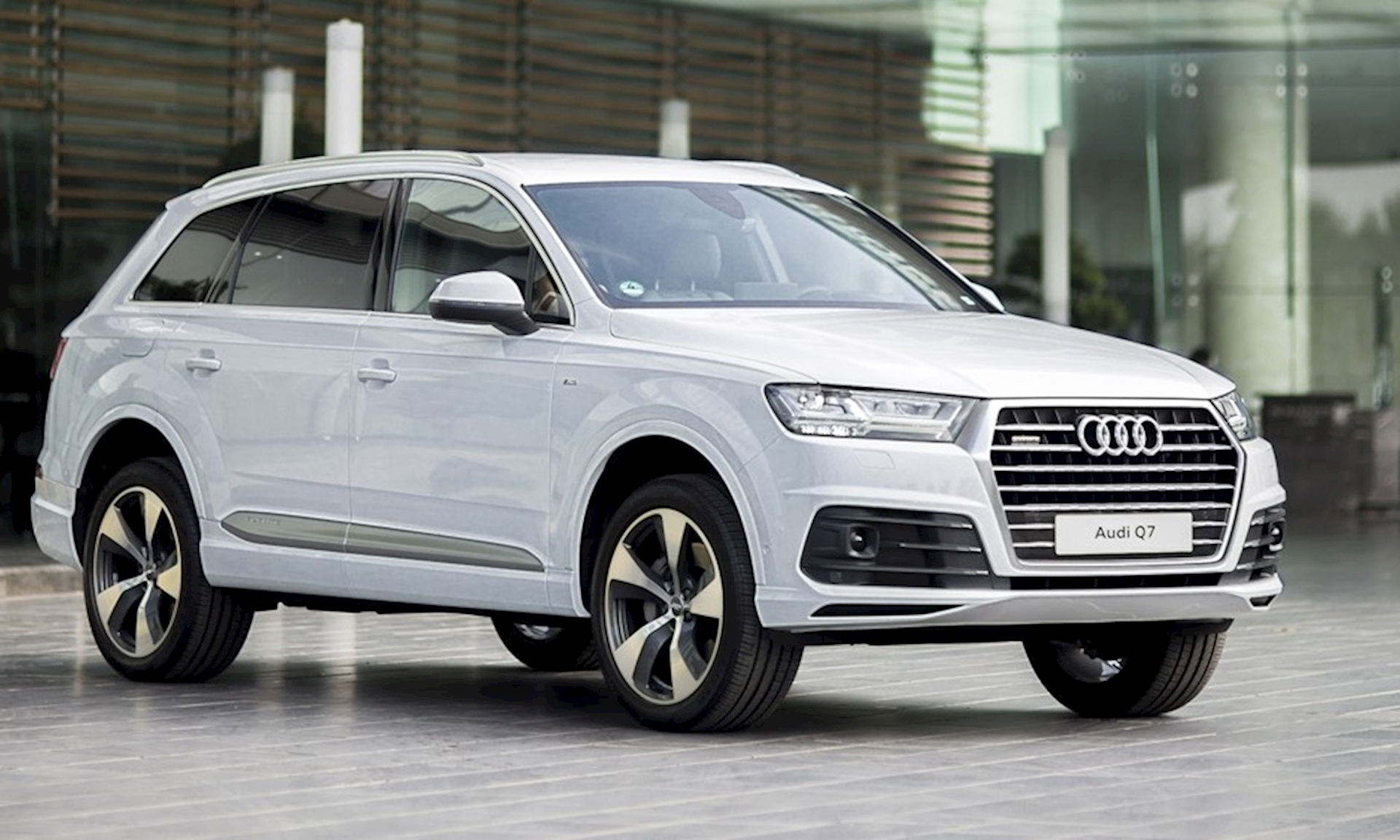 Ắc quy xe Audi Q7